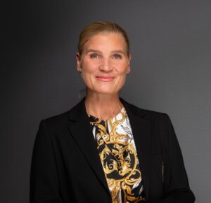 Lara Sif Hrafnkelsdottir